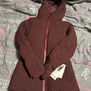 NWT Lululemon Sleet Street Winter Jacket size 4